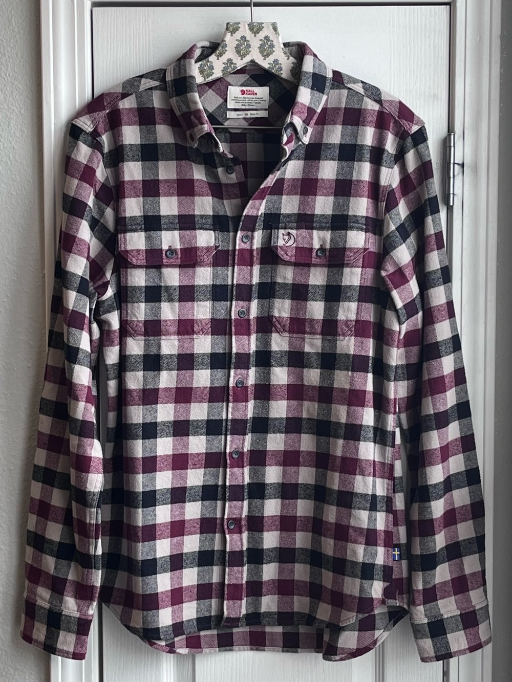 FJALLRAVEN Skog Red Flannel Shirt Cotton Slim Fit Plaid Button Down Men's Medium